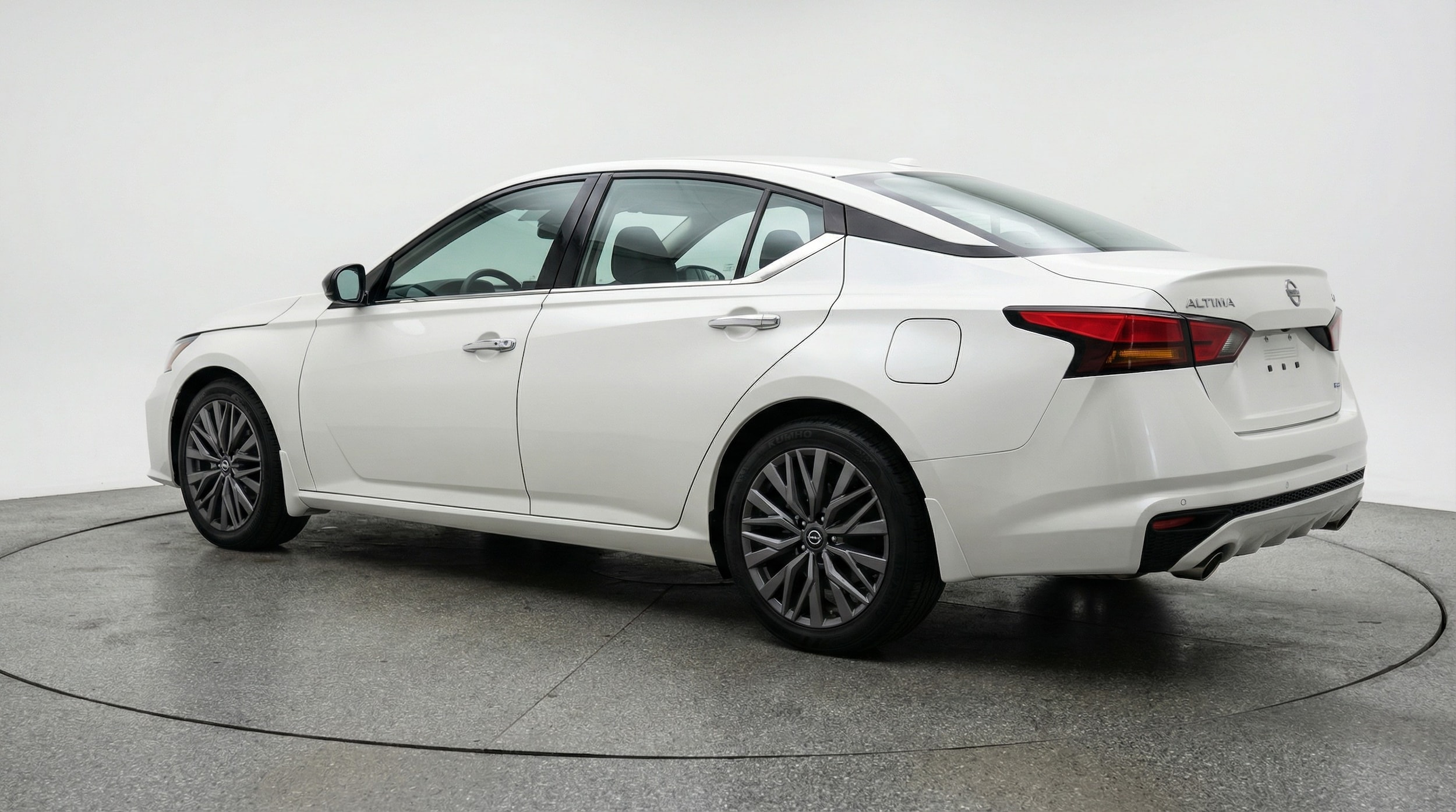 Thumbnail: 2025 Nissan Altima - 5