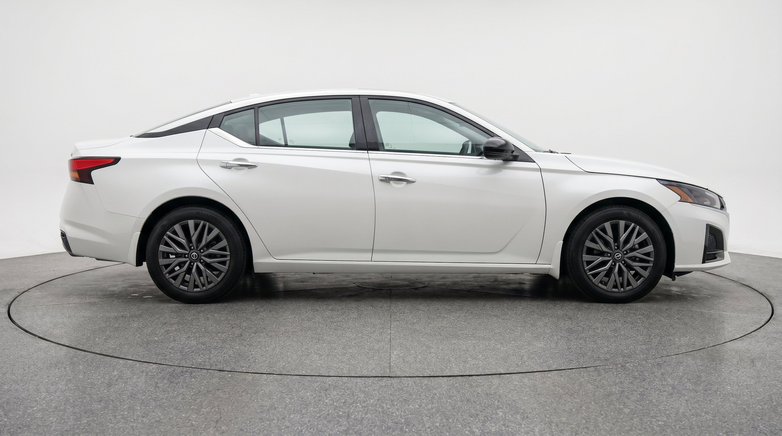 Thumbnail: 2025 Nissan Altima - 11