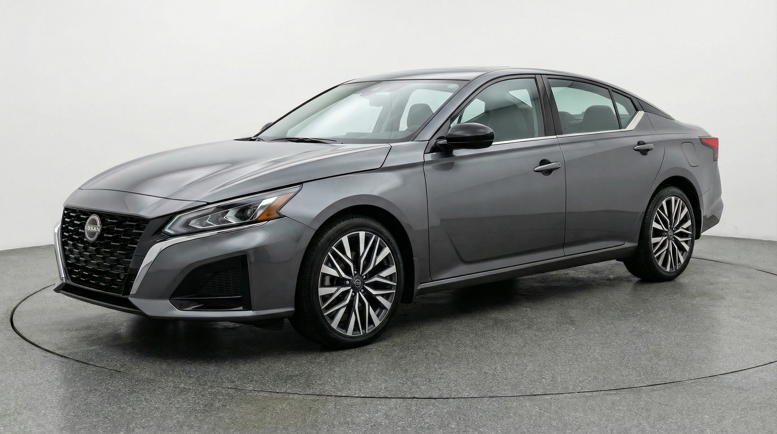 Thumbnail: 2025 Nissan Altima - 3