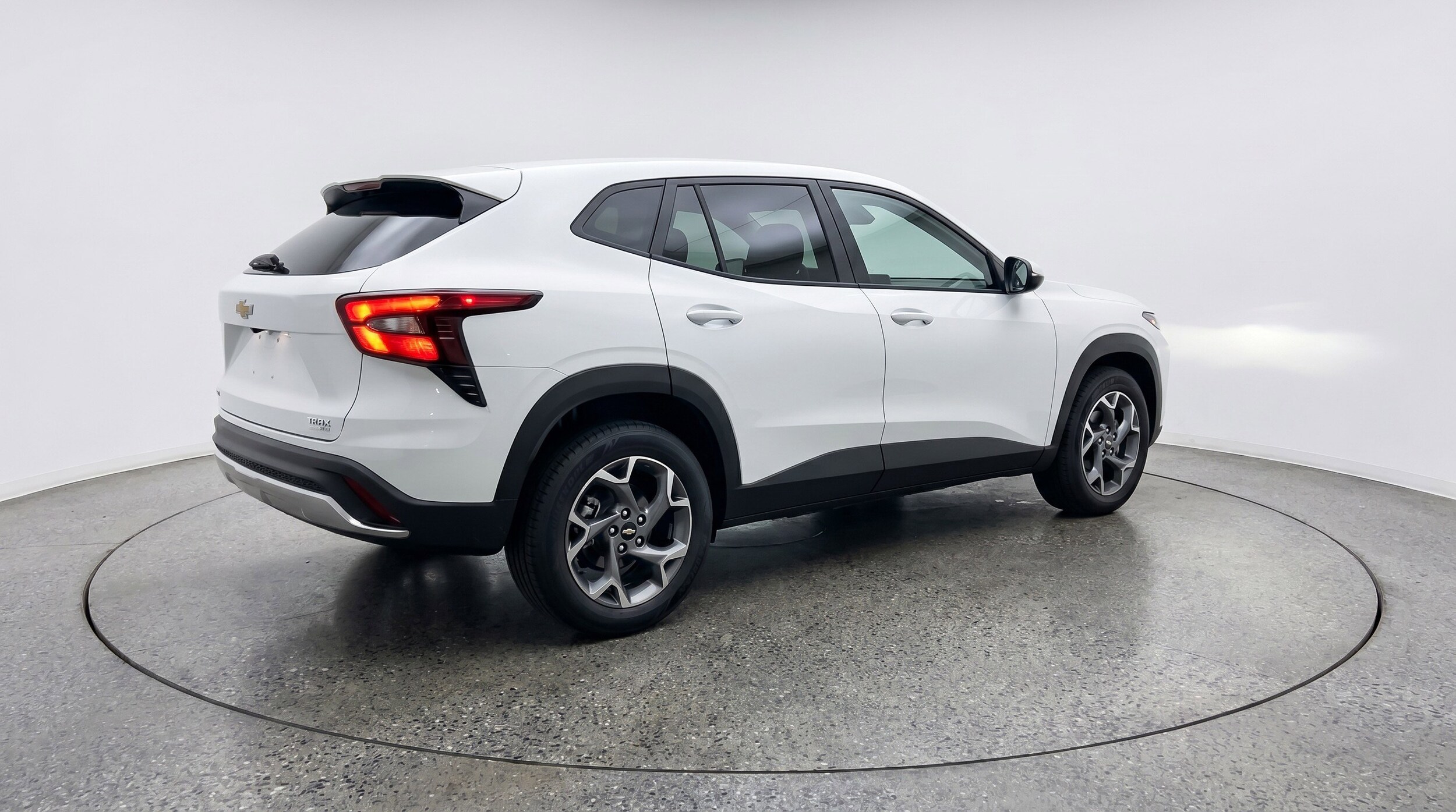 Thumbnail: 2025 Chevrolet Trax - 9