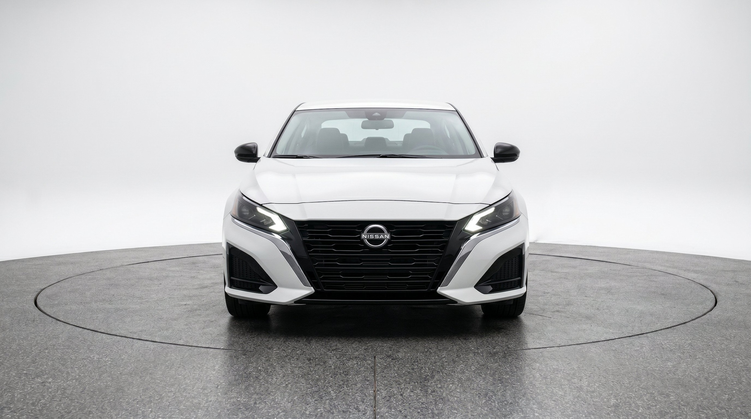 Thumbnail: 2025 Nissan Altima - 2