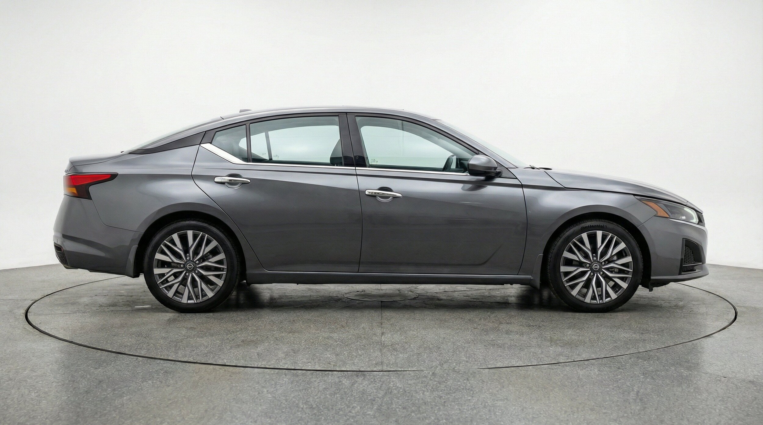 Thumbnail: 2025 Nissan Altima - 11