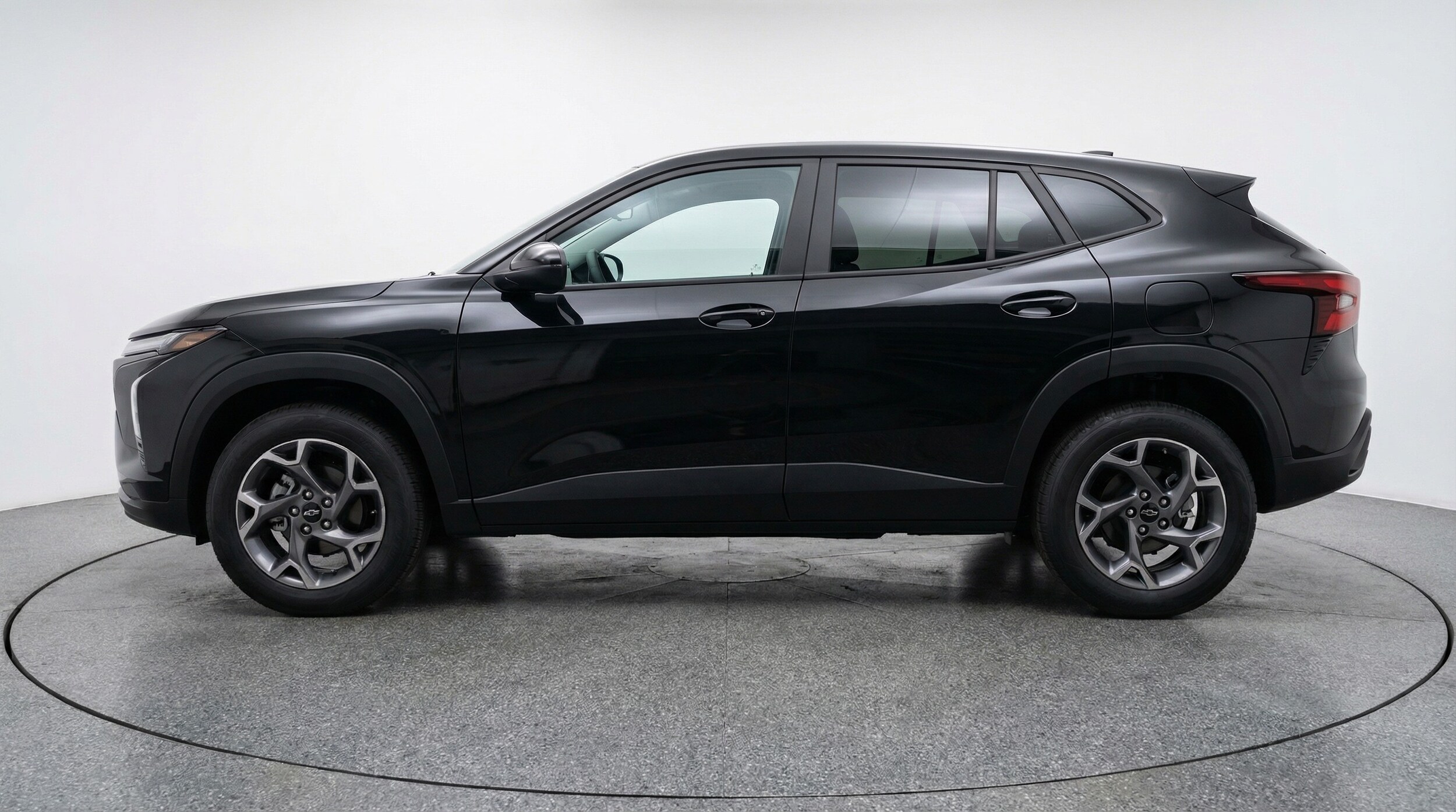 Thumbnail: 2025 Chevrolet Trax - 4