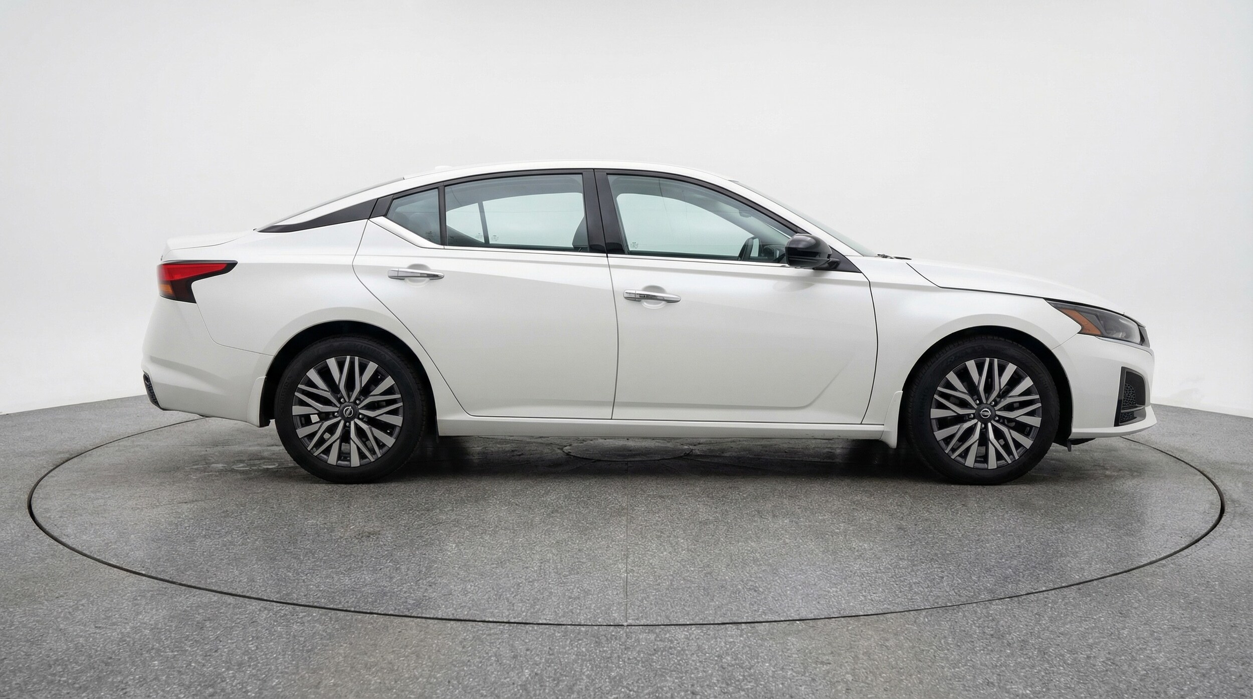 Thumbnail: 2025 Nissan Altima - 8