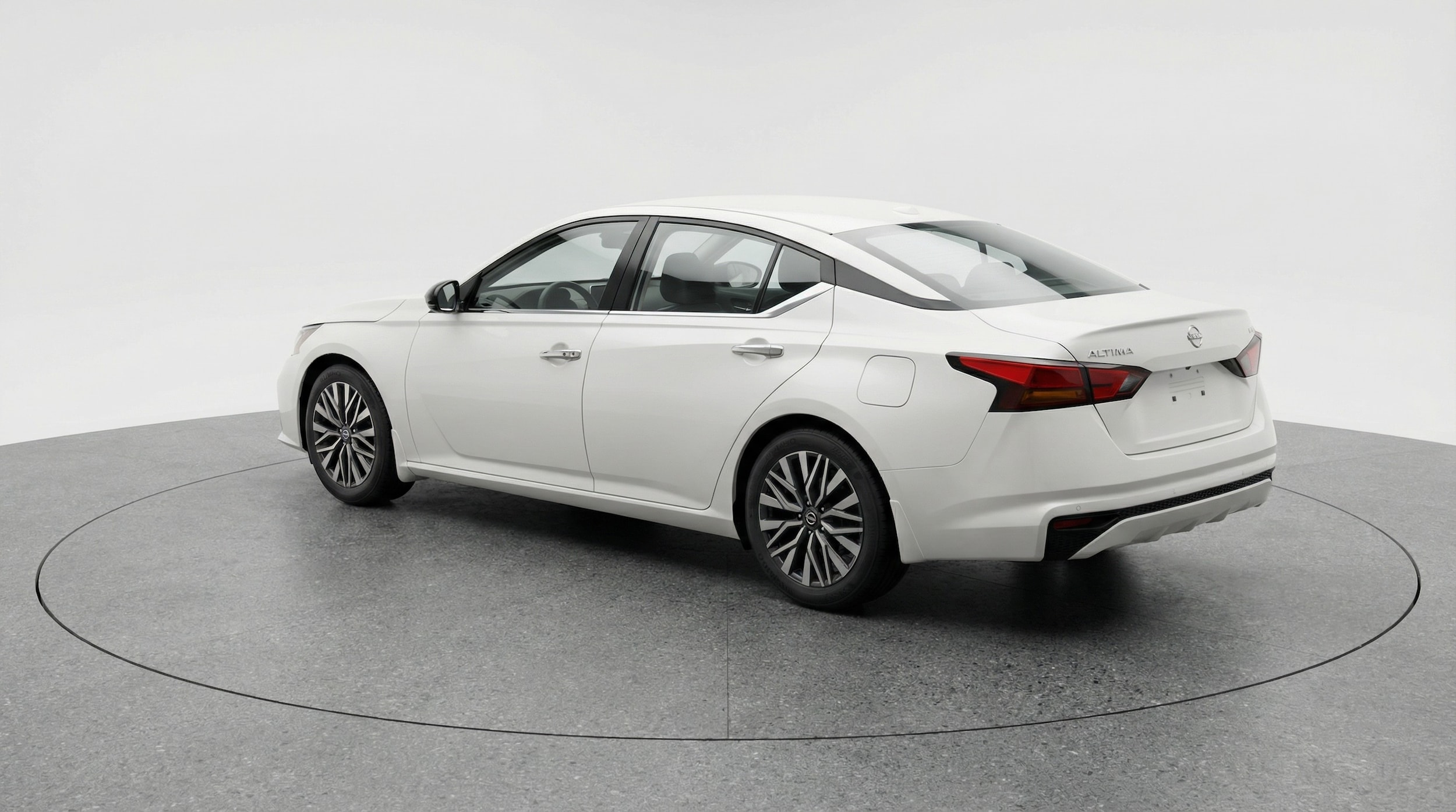 Thumbnail: 2025 Nissan Altima - 5