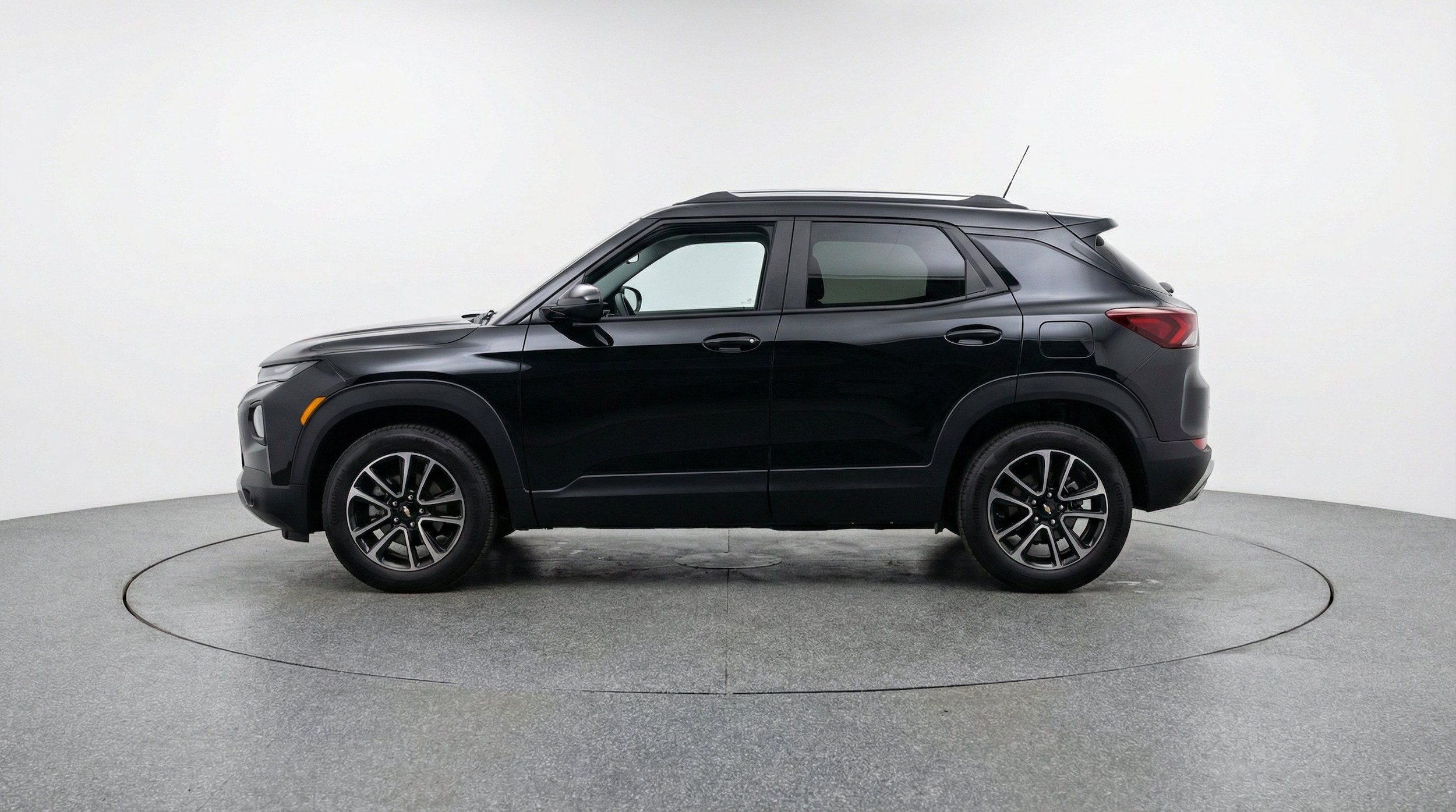 Thumbnail: 2025 Chevrolet TrailBlazer - 5