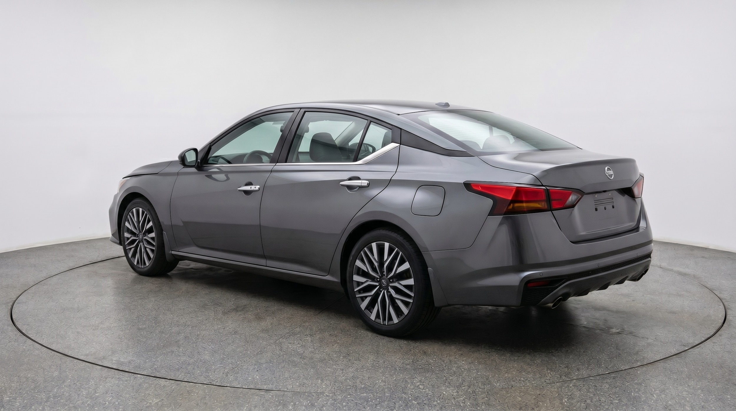 Thumbnail: 2025 Nissan Altima - 5
