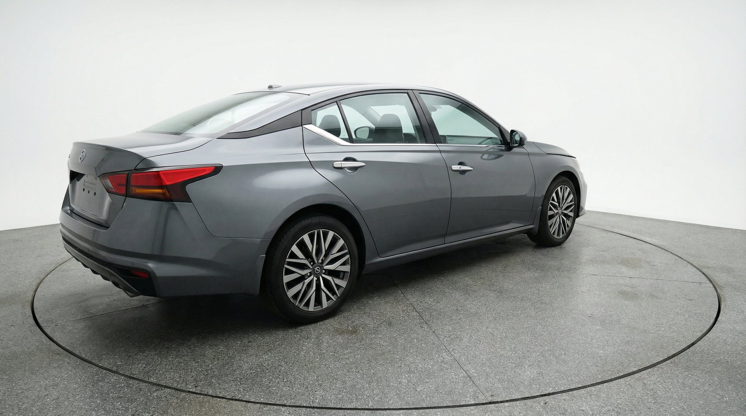 Thumbnail: 2025 Nissan Altima - 9