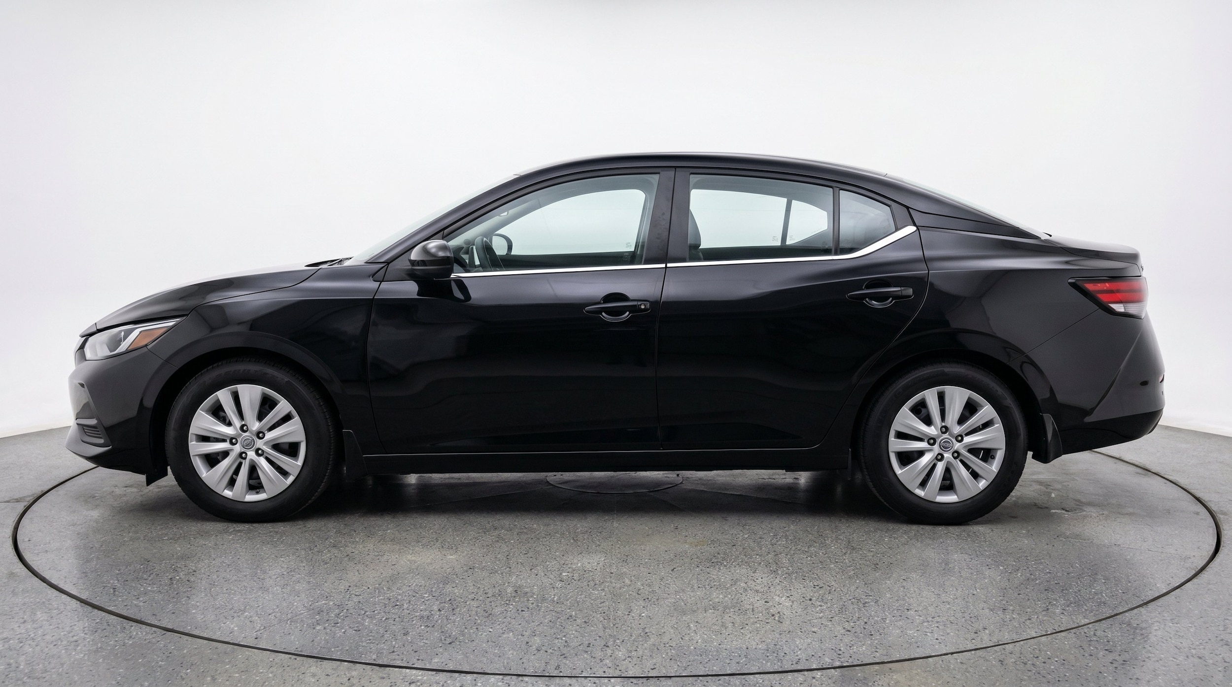 Thumbnail: 2025 Nissan Sentra - 5