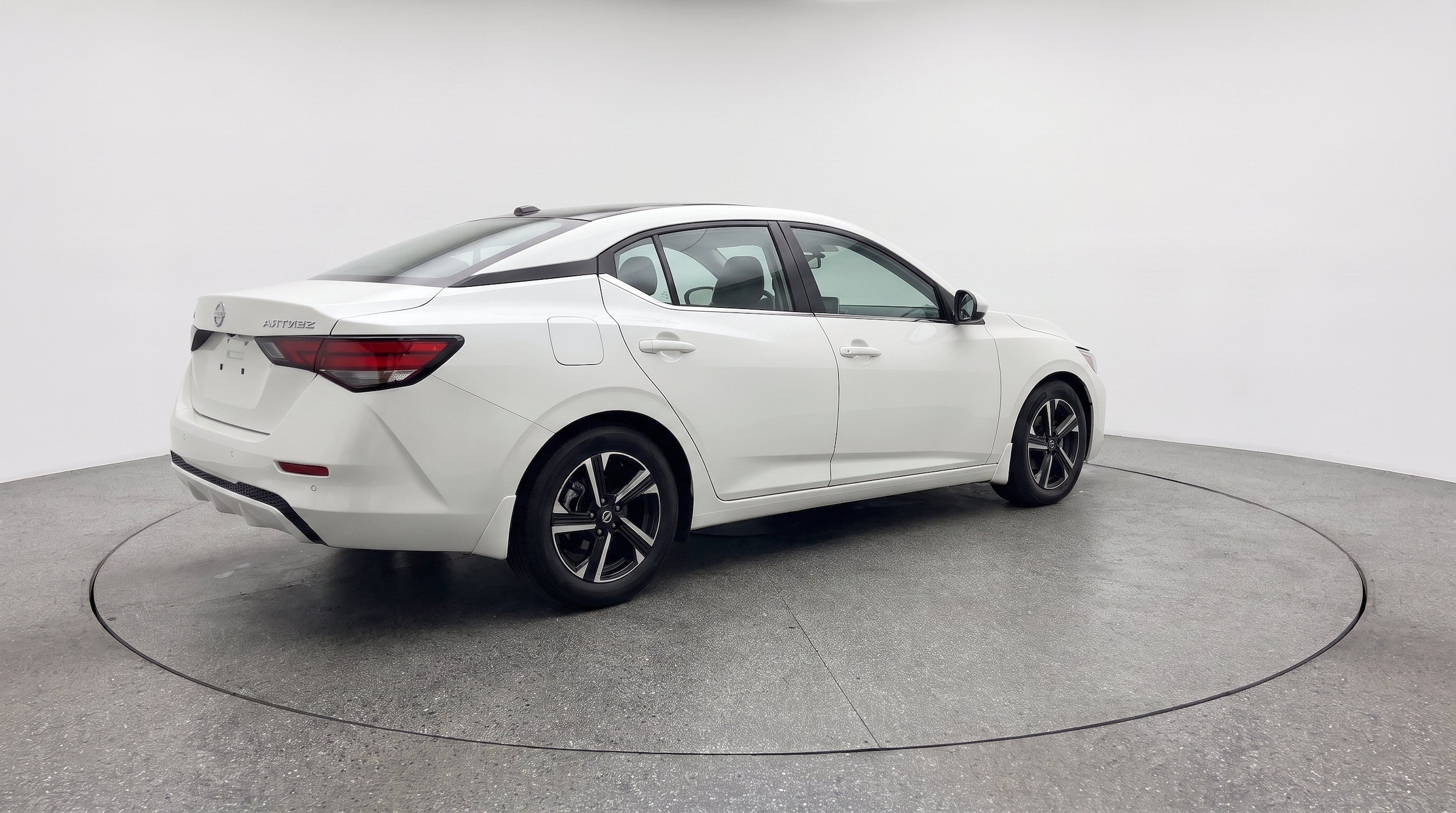 2025 Nissan Sentra SV - Photo 9