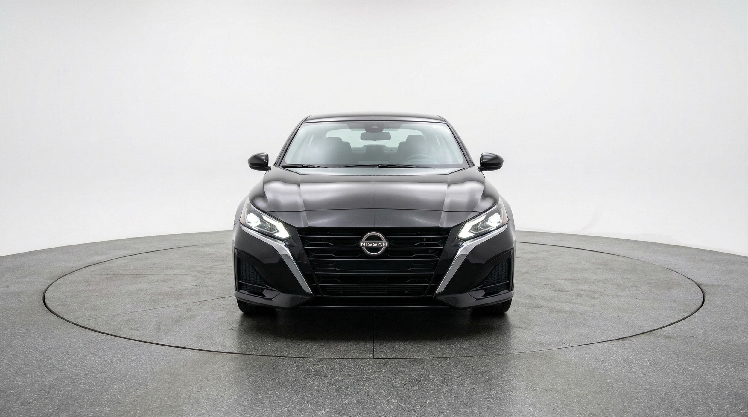 Thumbnail: 2025 Nissan Altima - 2