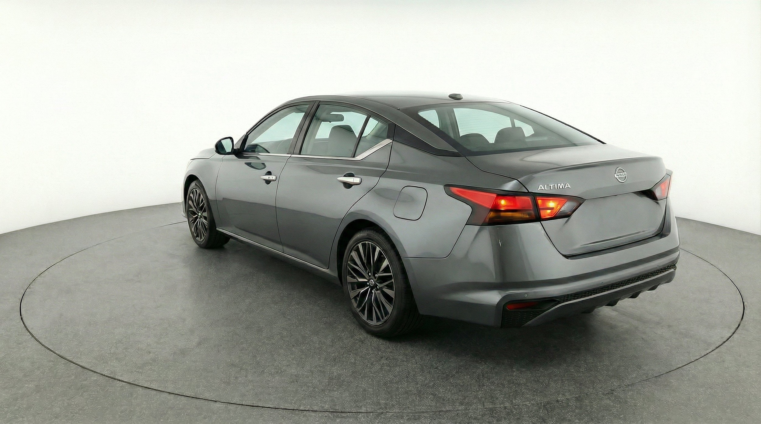 Thumbnail: 2025 Nissan Altima - 6