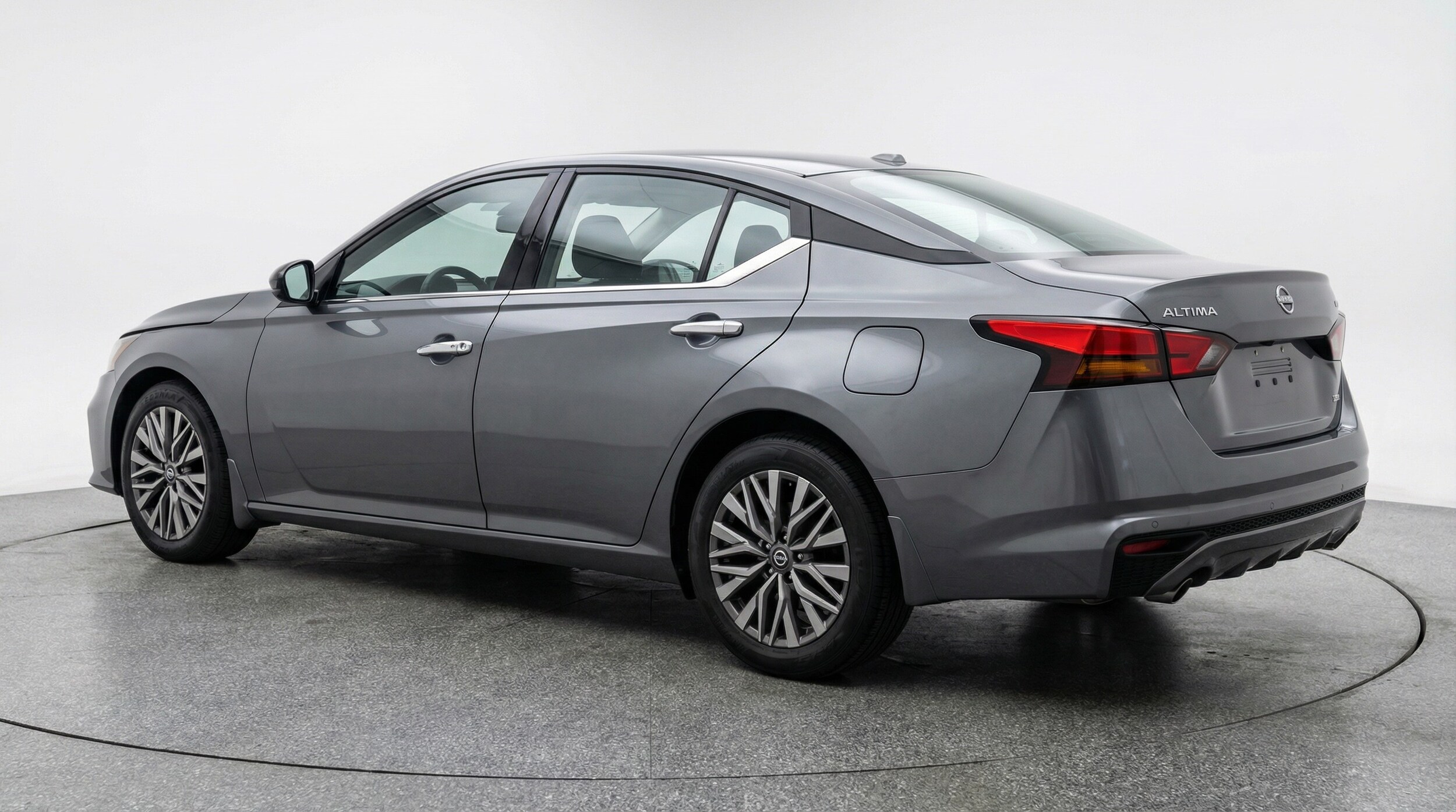 Thumbnail: 2025 Nissan Altima - 5