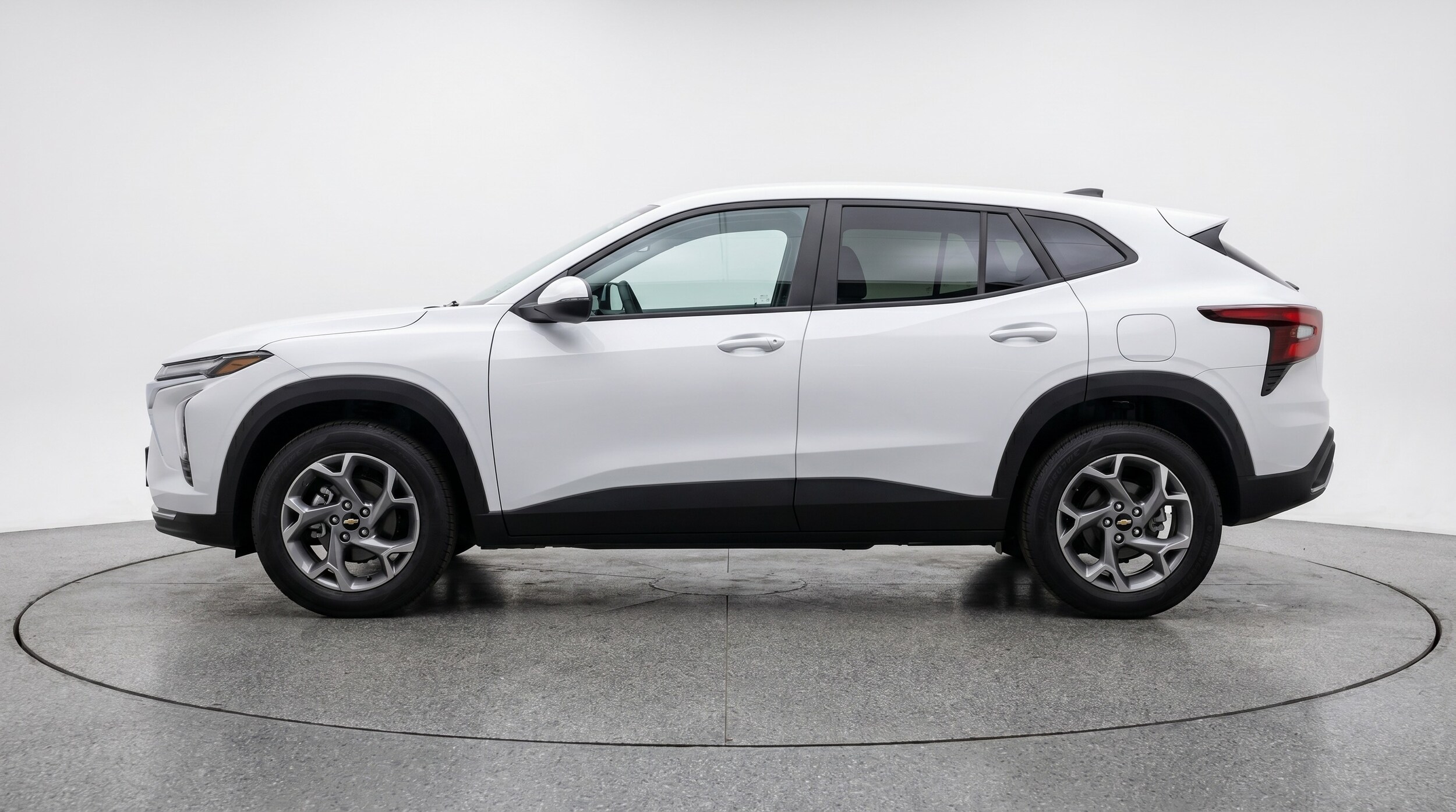 Thumbnail: 2025 Chevrolet Trax - 4