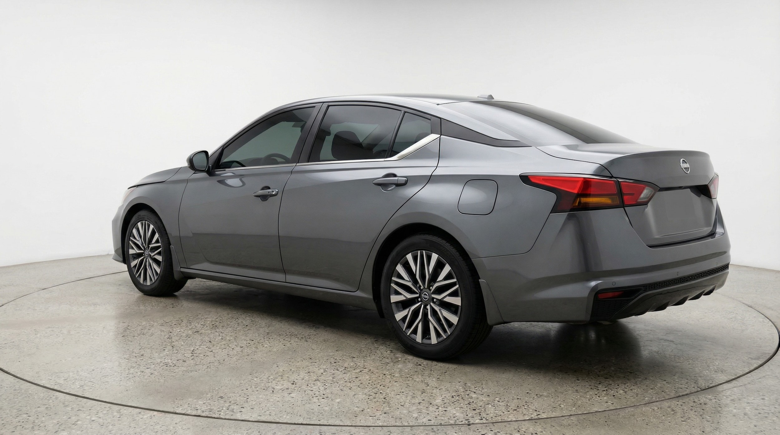 Thumbnail: 2025 Nissan Altima - 5