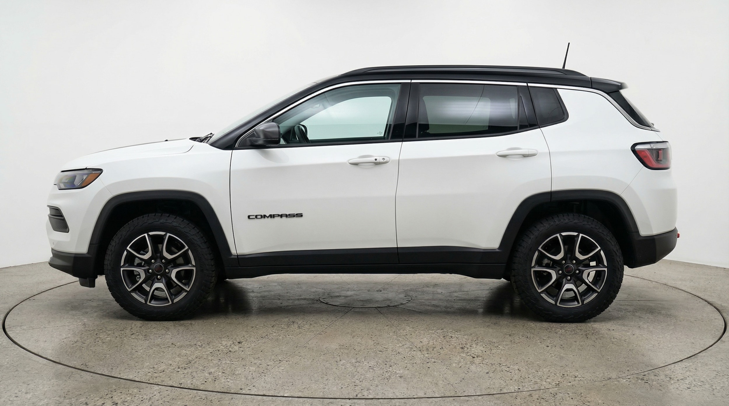 Thumbnail: 2025 Jeep Compass - 4