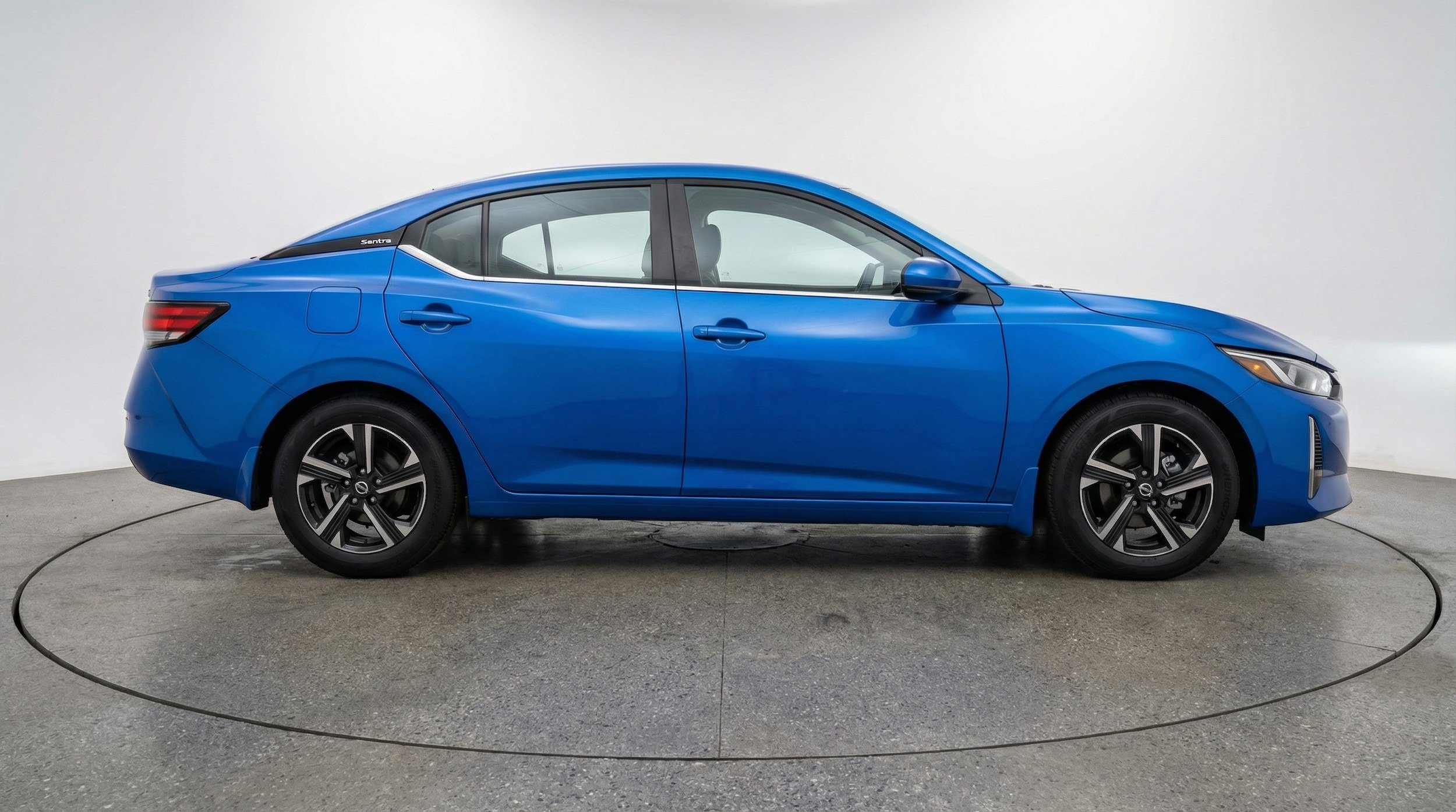 Thumbnail: 2025 Nissan Sentra - 8