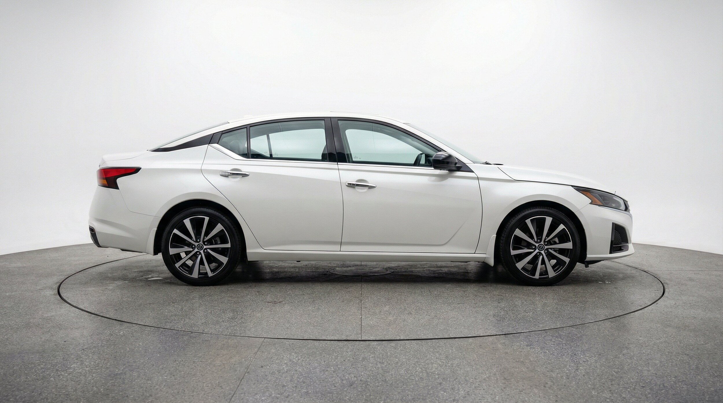 Thumbnail: 2025 Nissan Altima - 11