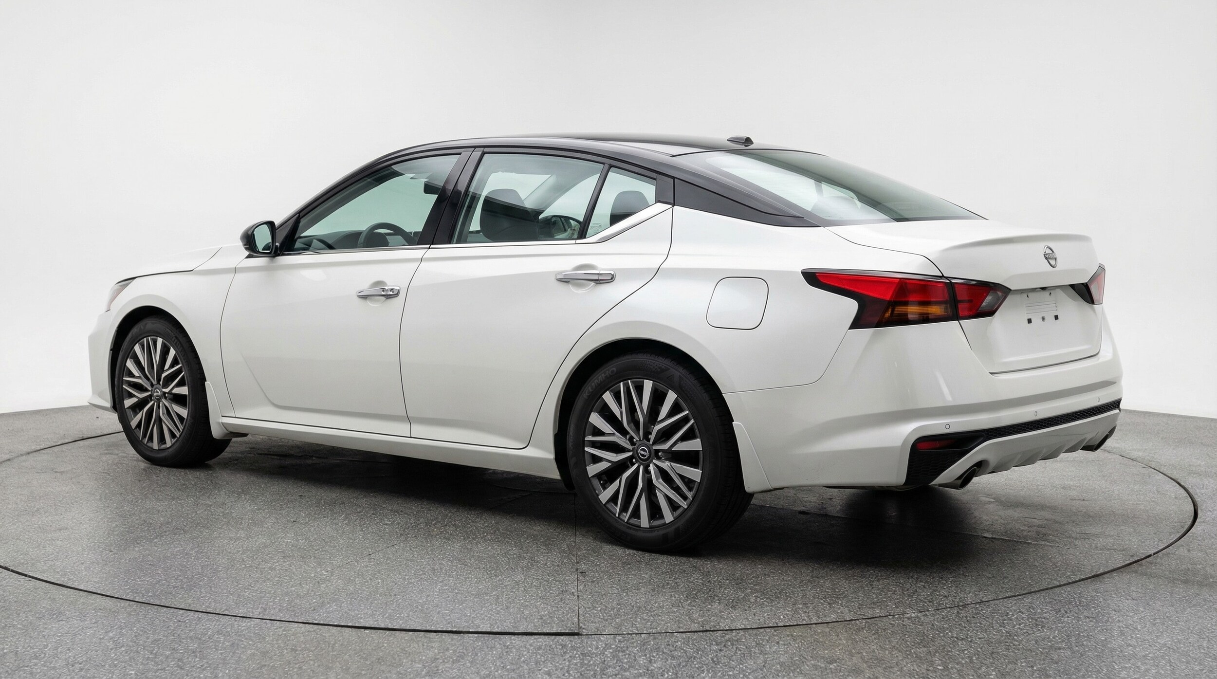 Thumbnail: 2025 Nissan Altima - 5