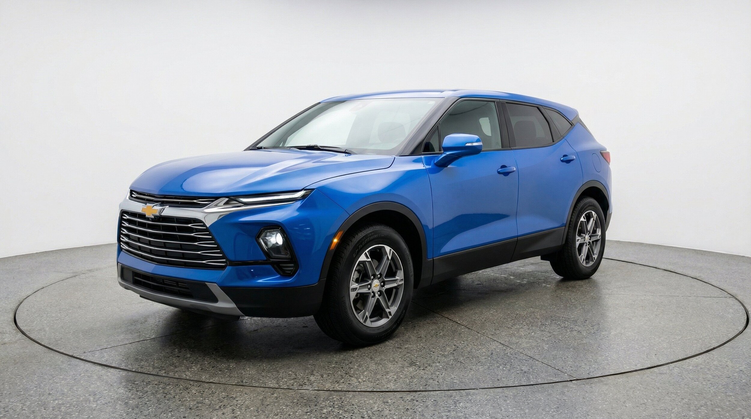 Thumbnail: 2026 Chevrolet Blazer - 3