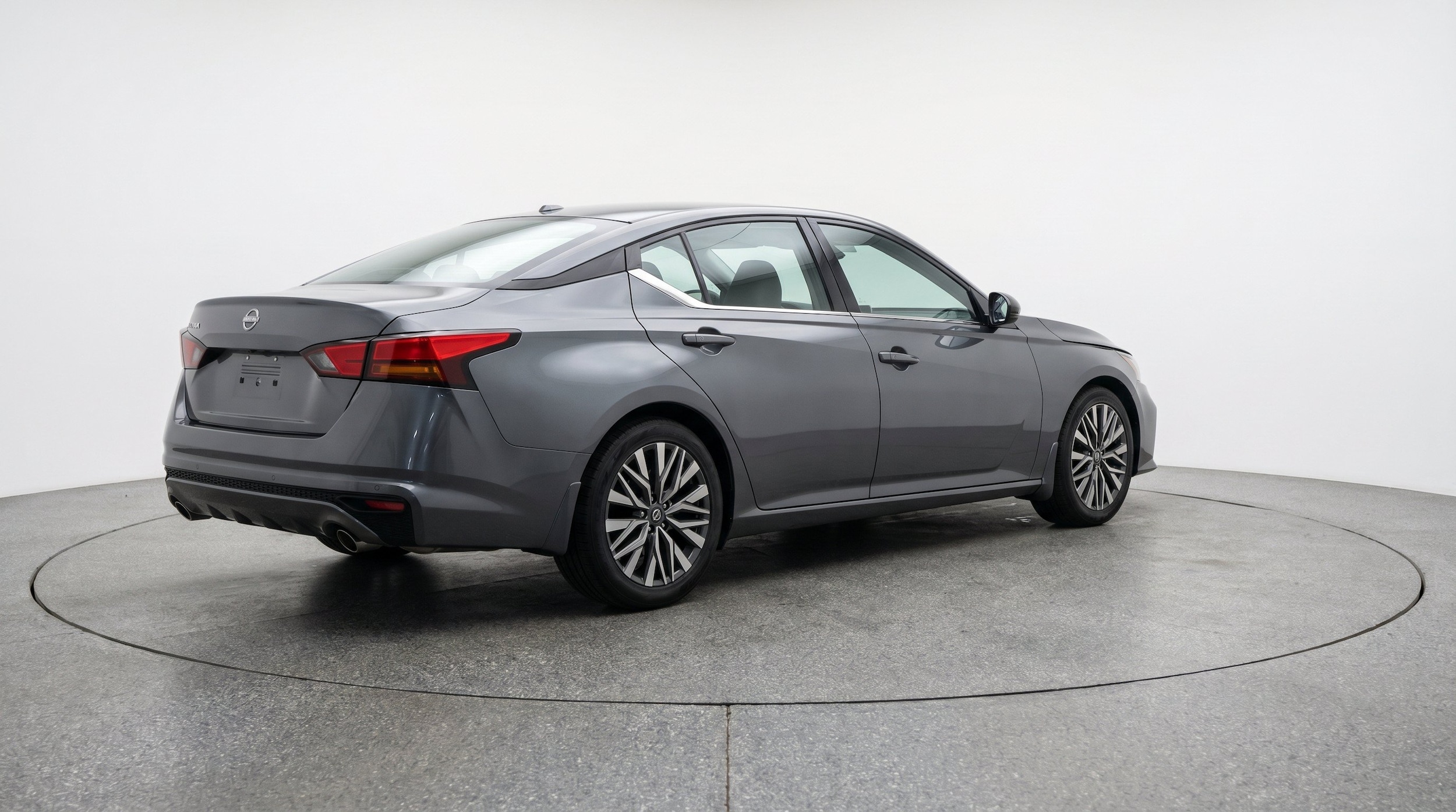 Thumbnail: 2025 Nissan Altima - 9