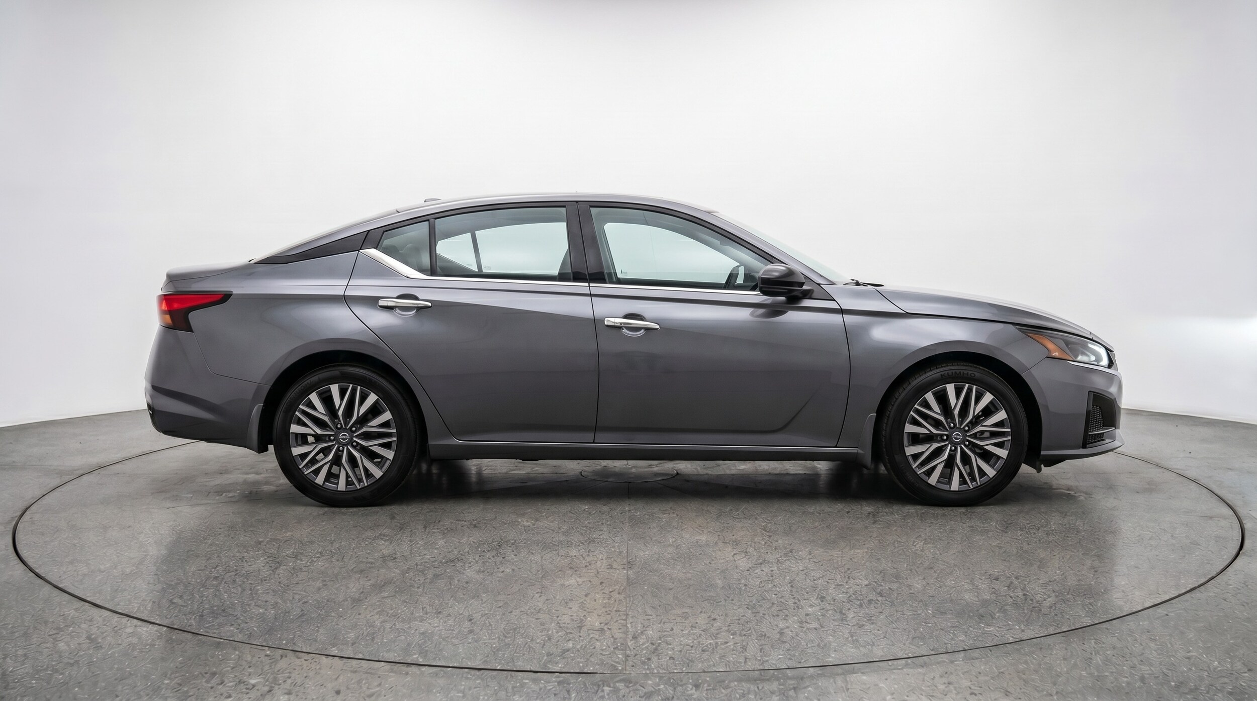 Thumbnail: 2025 Nissan Altima - 8