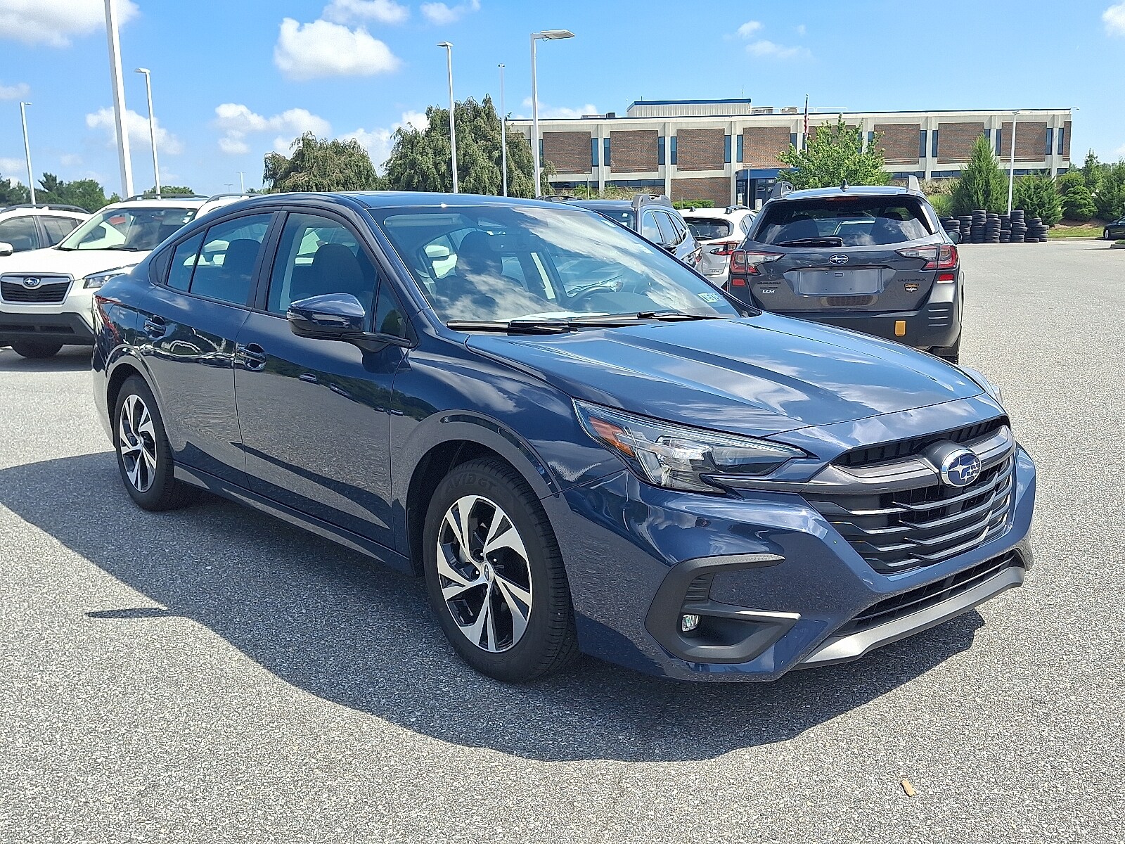 2025 Subaru Legacy Premium photo 3