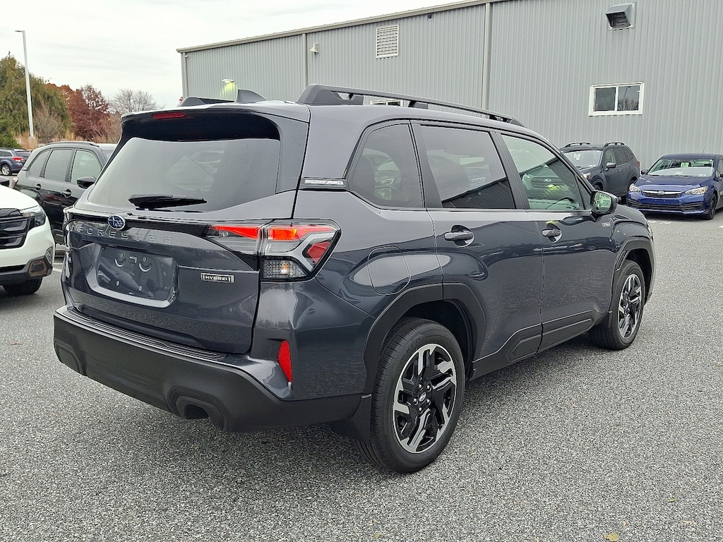New 2025 Subaru Forester Hybrid Premium SUV