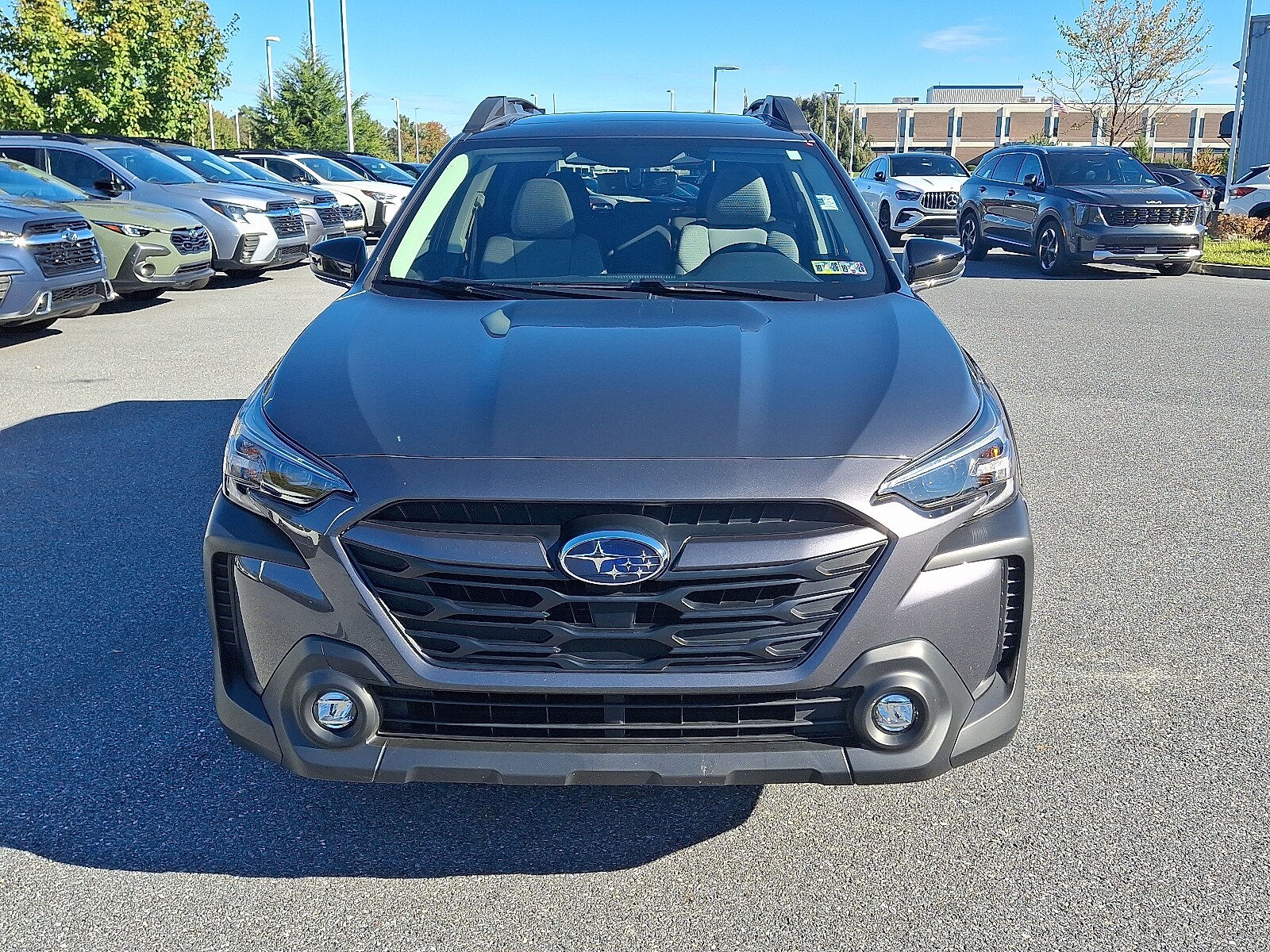 2025 Subaru Outback Premium photo 2