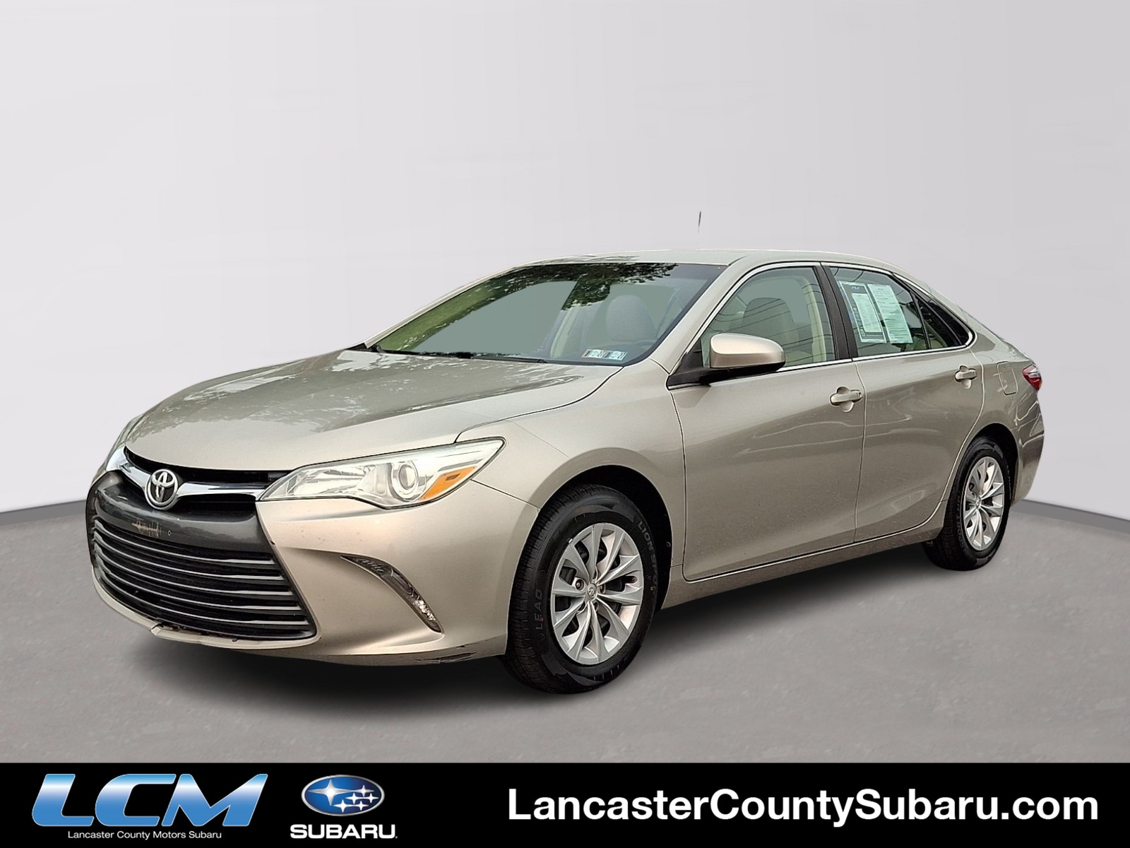 Creme Brulee Mica - 5B2 2016 Toyota Camry Sedan Front-Wheel Drive Automatic