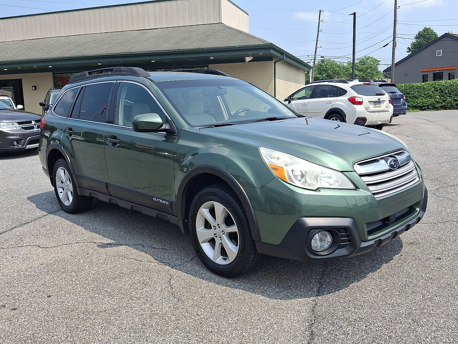 2014 Subaru Outback 2.5i Premium photo 3