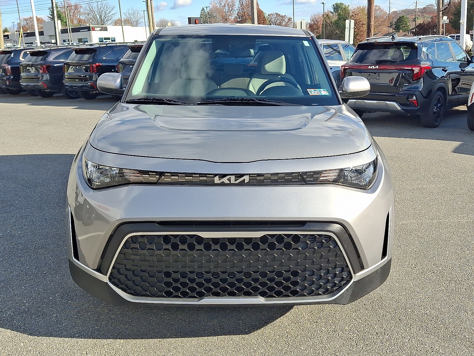 2023 Kia Soul LX photo 2