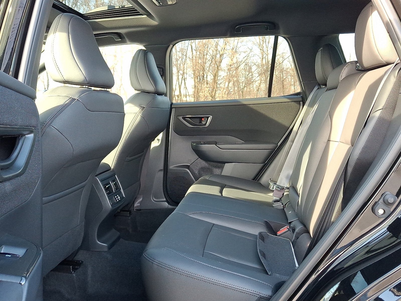 2026 Subaru Outback Premium - Photo 6