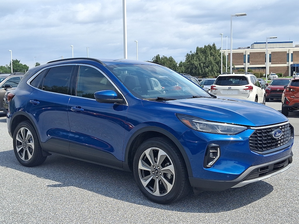 Used 2023 Ford Escape Platinum Sport Utility