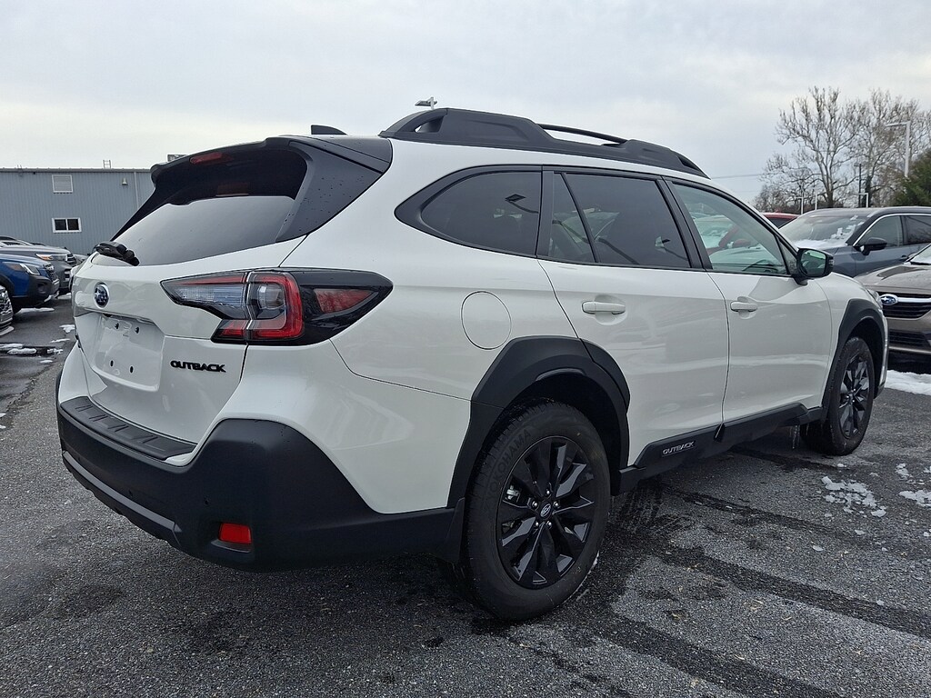 Used 2025 Subaru Outback Onyx Edition Sport Utility