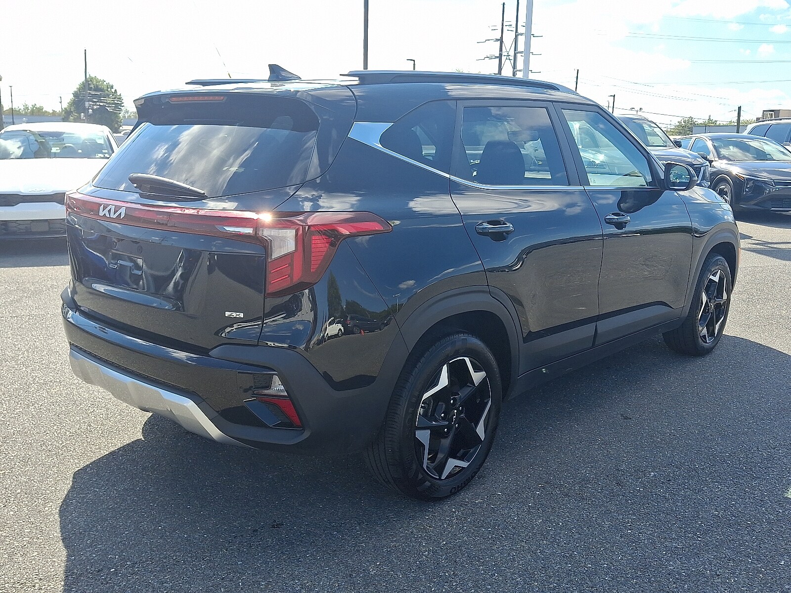 2024 Kia Seltos EX photo 4