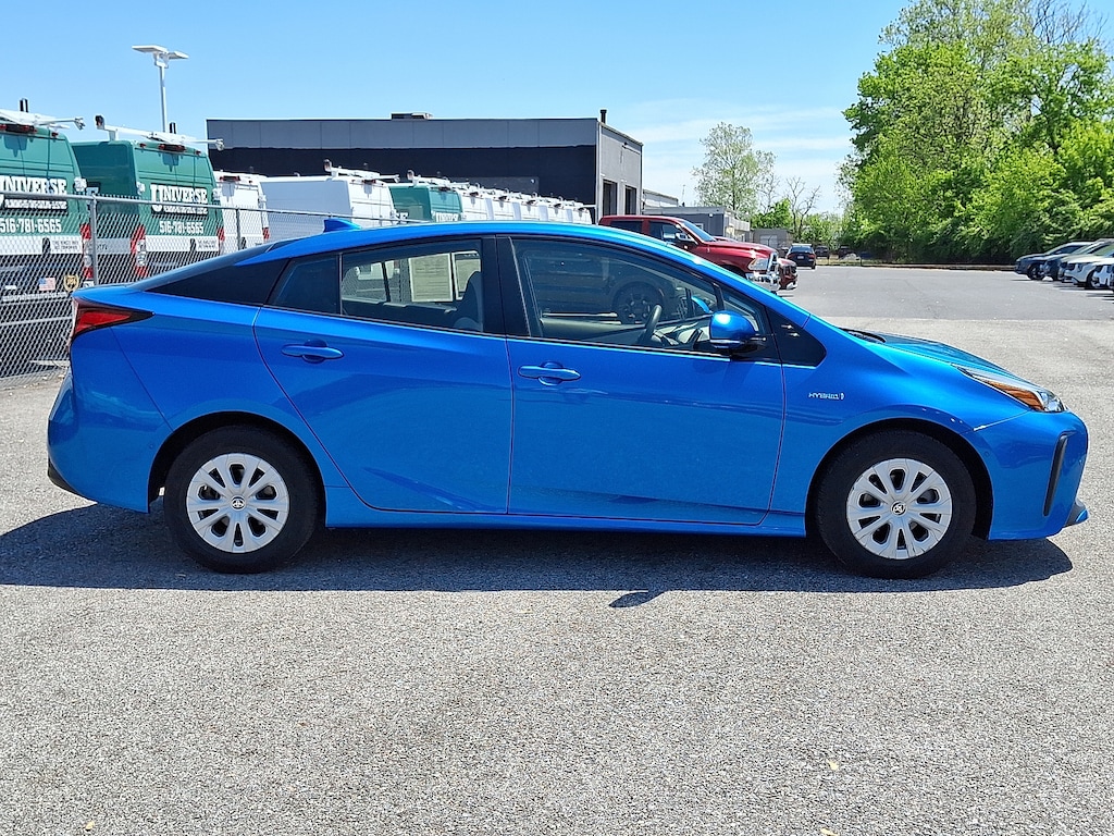 Used 2019 Toyota Prius LE Hatchback
