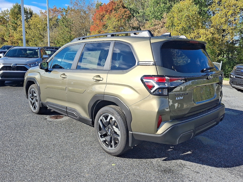 New 2025 Subaru Forester Hybrid Limited SUV
