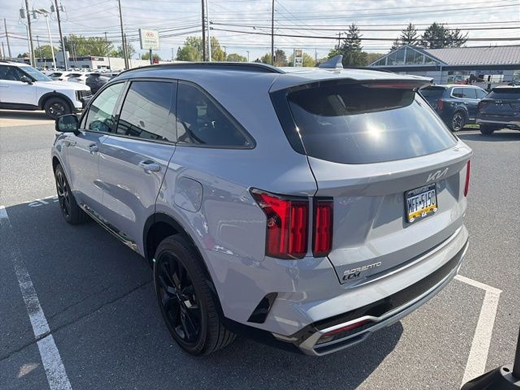 Used 2023 Kia Sorento SX Sport Utility
