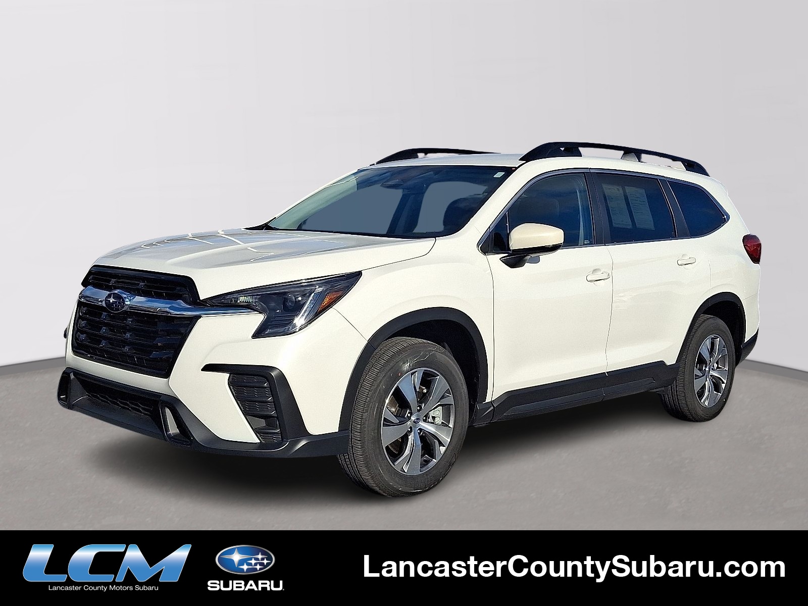 2025 Subaru Ascent Premium's photo