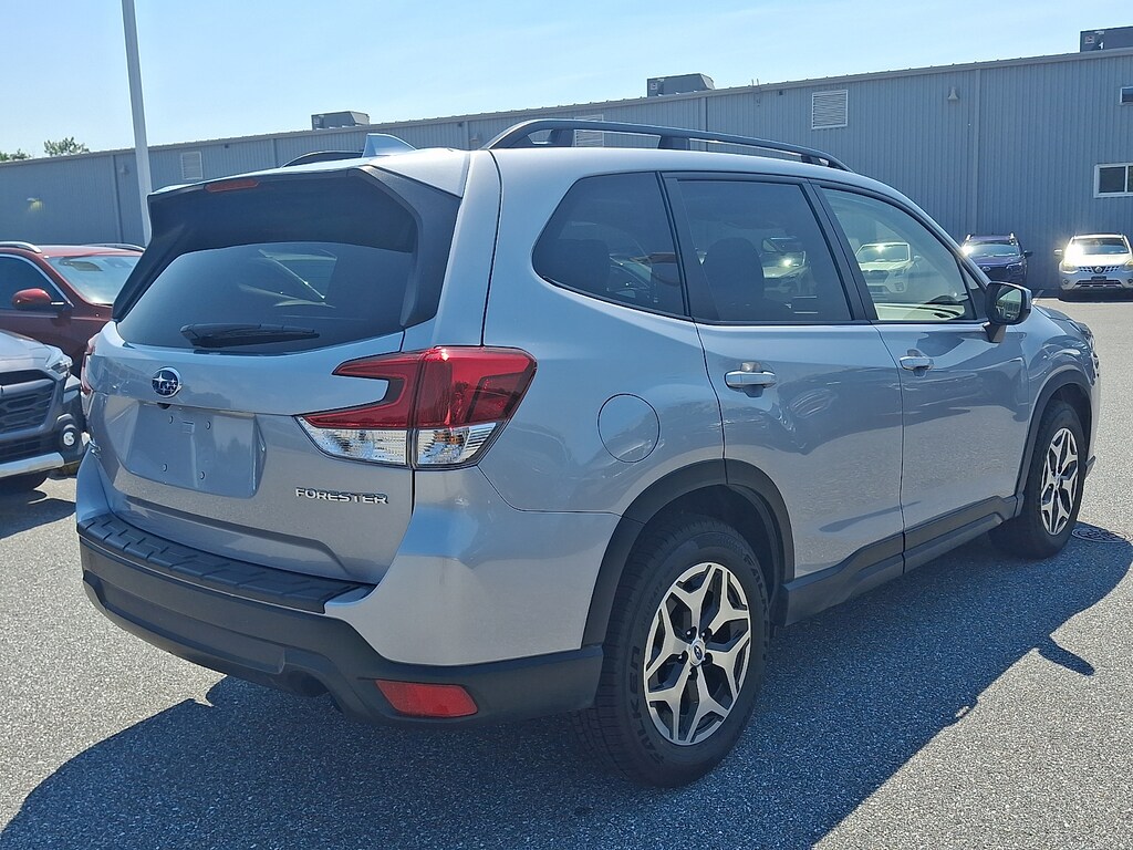 Used 2022 Subaru Forester Premium Sport Utility