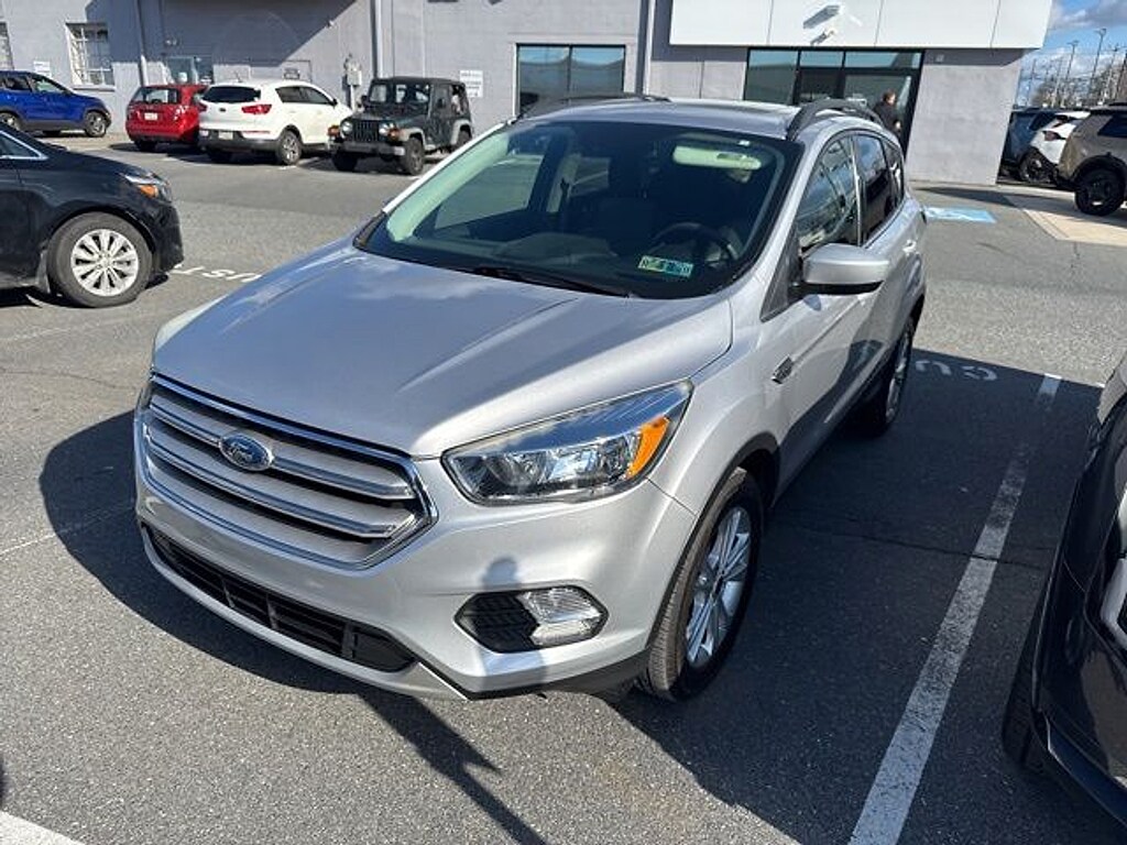 Used 2018 Ford Escape SE Sport Utility