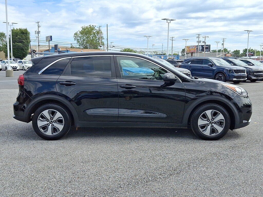 Used 2019 Kia Niro FE Sport Utility