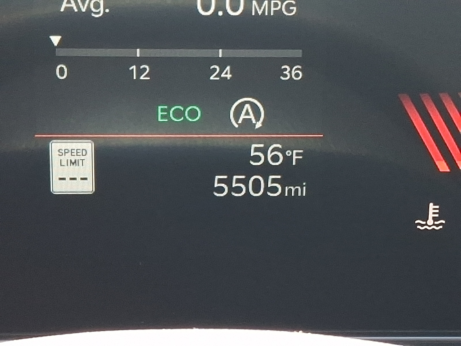 2025 Kia Sorento S - Photo 17