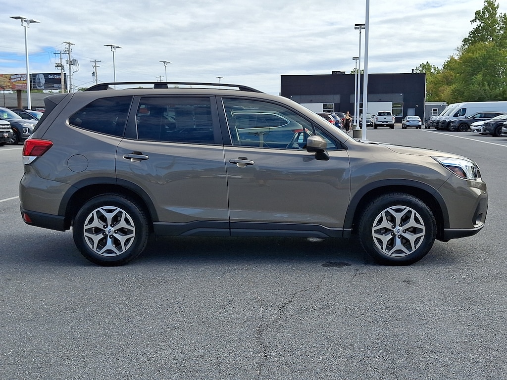 Used 2021 Subaru Forester Premium Sport Utility