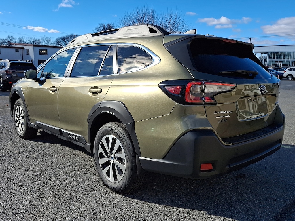 New 2025 Subaru Outback Premium SUV