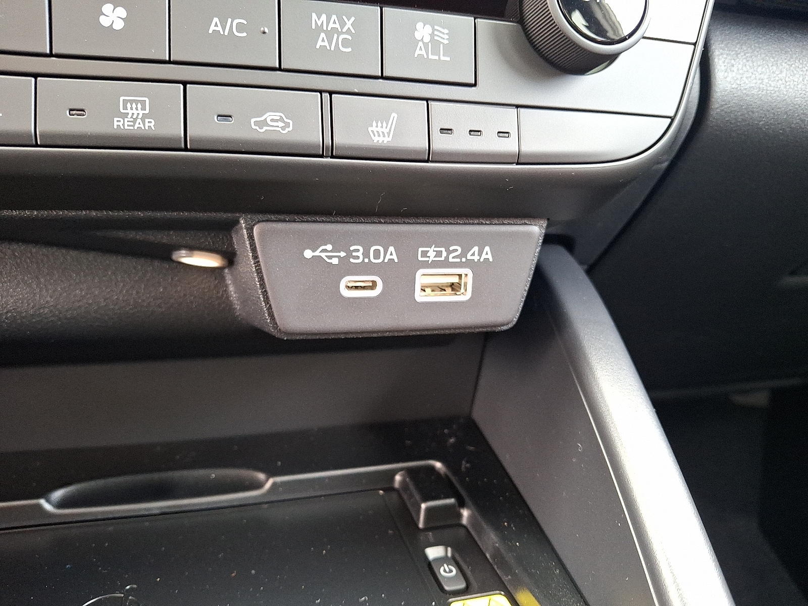 2026 Subaru Outback Limited - Photo 17