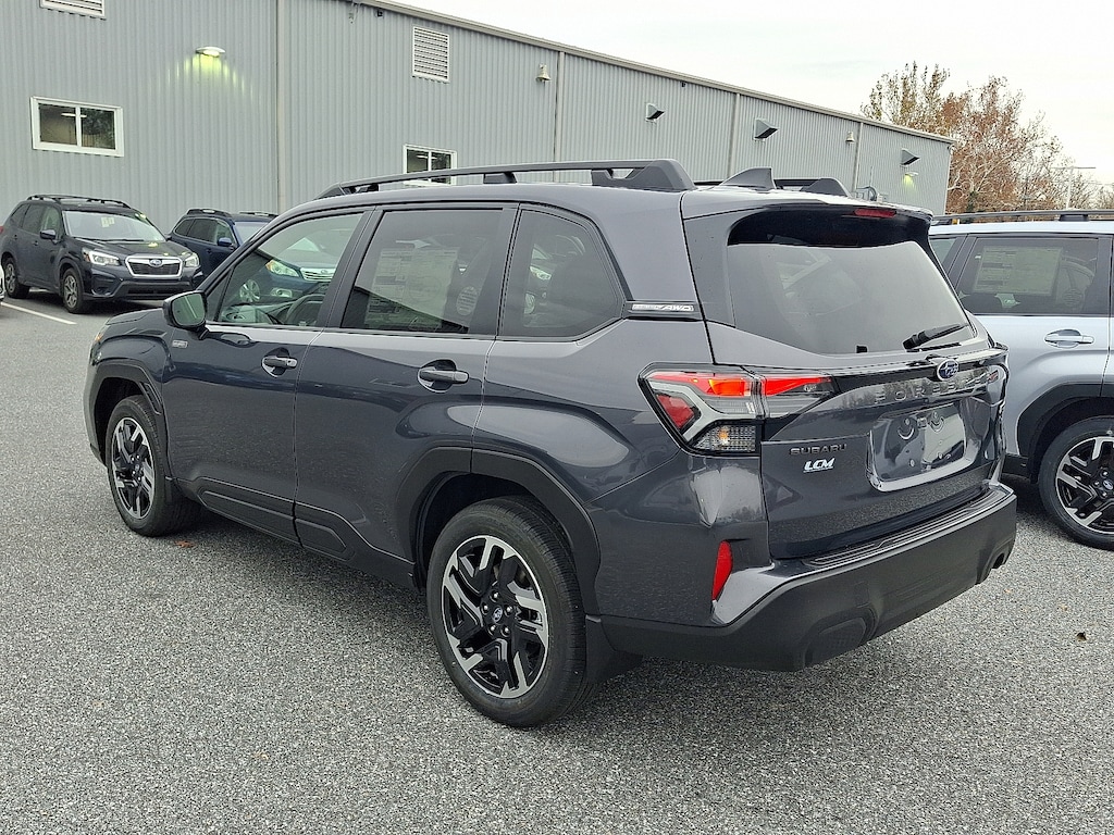 New 2025 Subaru Forester Hybrid Premium SUV