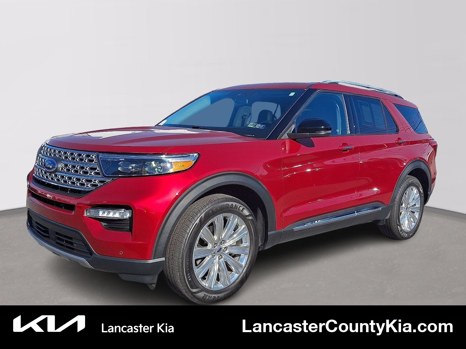 2022 Ford Explorer Limited's photo