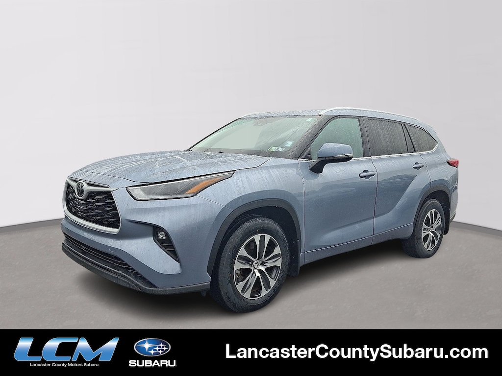 Used 2021 Toyota Highlander XLE Sport Utility